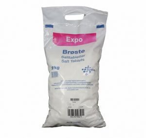tabletsalt-singlebag__40830.1571209803.386.513 High grade small capsule tablet salt manufactured specifically for water softeners. 25kgs bag