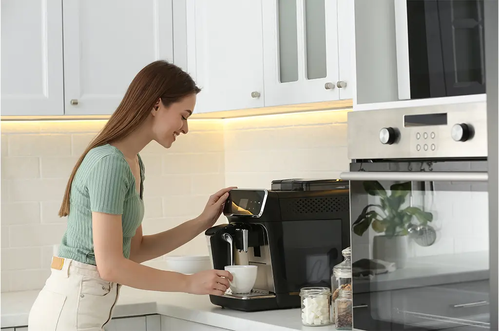 woman-preparing-coffee